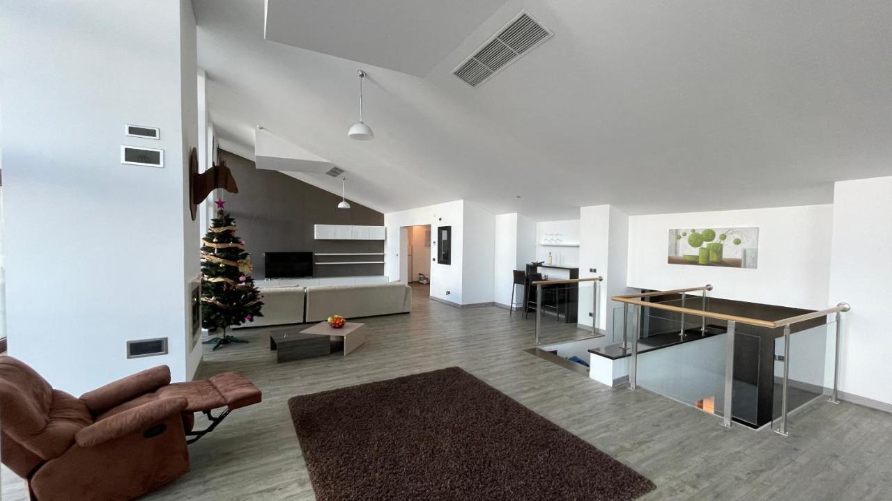 Ted Penthouse Silver Mountain Пояна Брашов Екстериор снимка