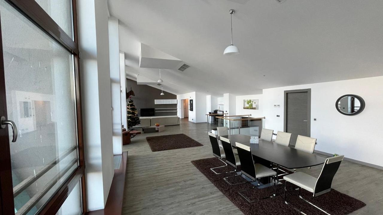 Ted Penthouse Silver Mountain Пояна Брашов Екстериор снимка